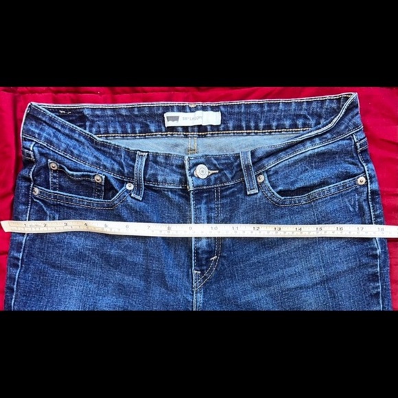 Levi’s Jeans - Picture 3 of 8